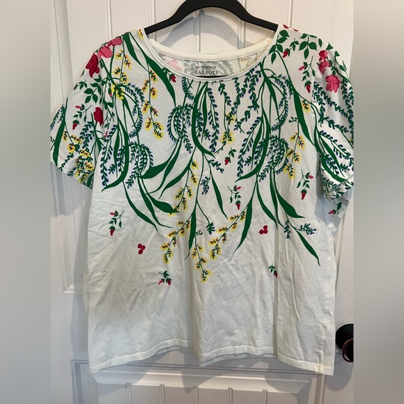 Talbots Tops - Talbots 2X White Floral Vine Short Sleeve Tee